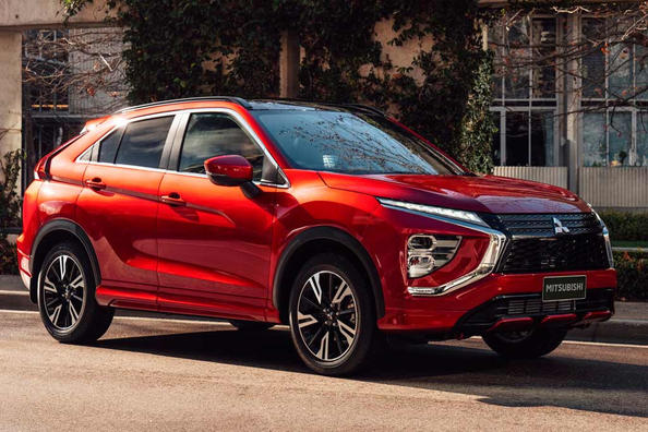 Razkrit posodobljeni crossover Mitsubishi Eclipse Cross