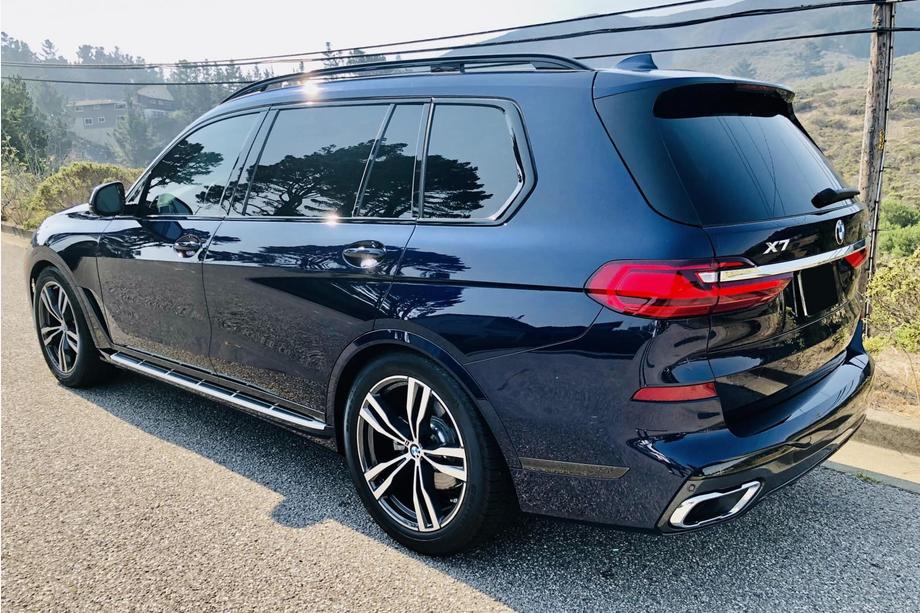 BMW X7 G07 2019– OEM stranski pragovi (2 kosa) Image
