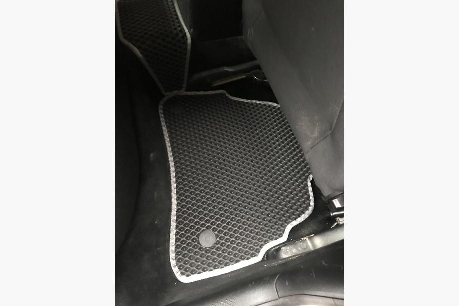 Volkswagen Passat B5 1997–2005 EVA avtomobilske preproge (črne) Fotografija 7