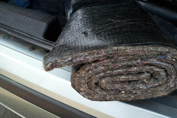 Zvočna izolacija avtomobila z gradbenimi materiali