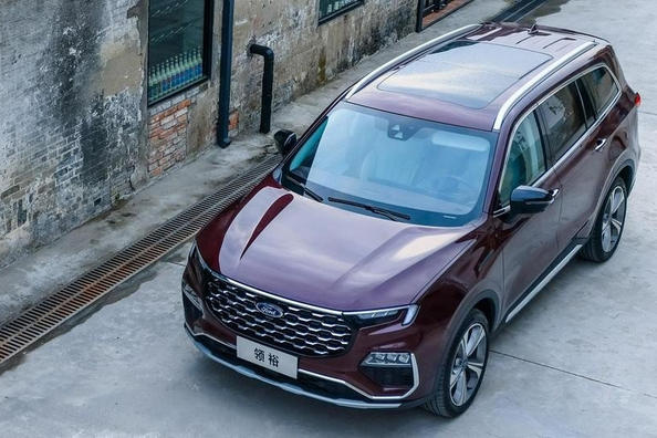 Predstavitev novega velikega križanca Ford Equator