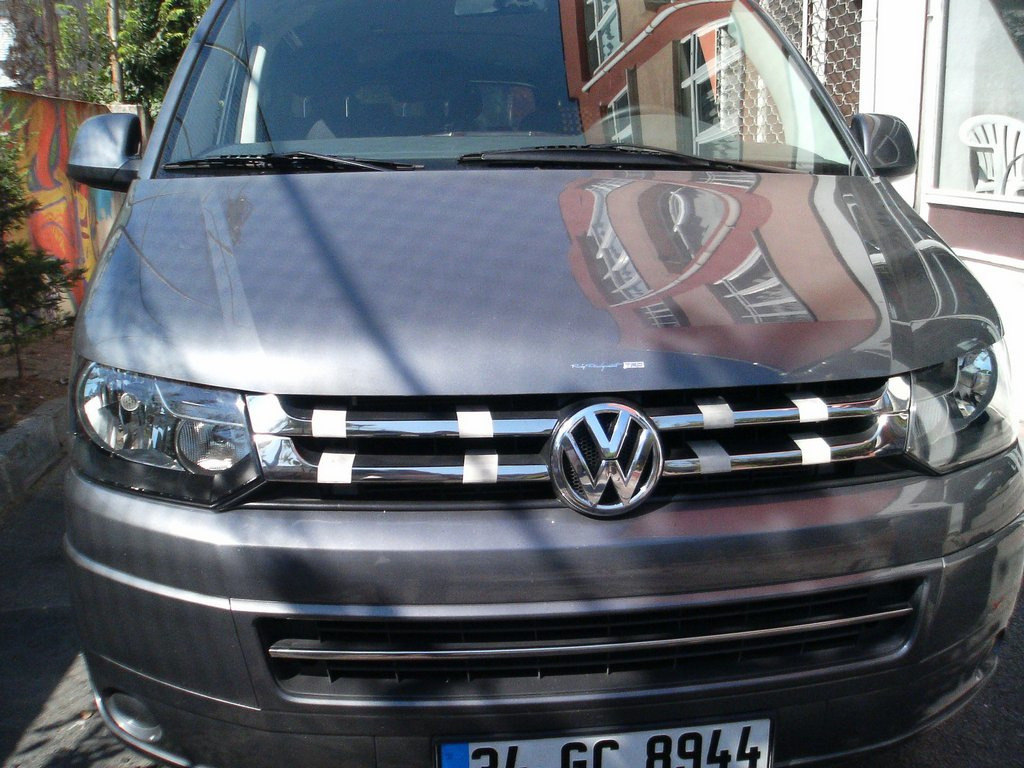 Okrasni dodatek za masko hladilnika Volkswagen T5
