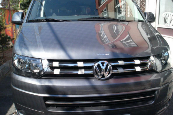 Okrasni dodatek za masko hladilnika Volkswagen T5
