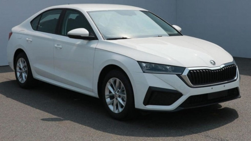 Podaljšana Skoda Octavia Pro debitira na Kitajskem
