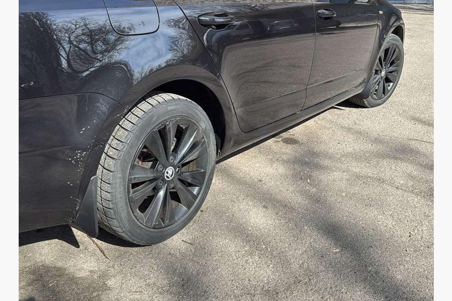Skoda Octavia III A7 2013–2019 Premium blatne zavesice SD, SW 2018+ (4 kos) Image