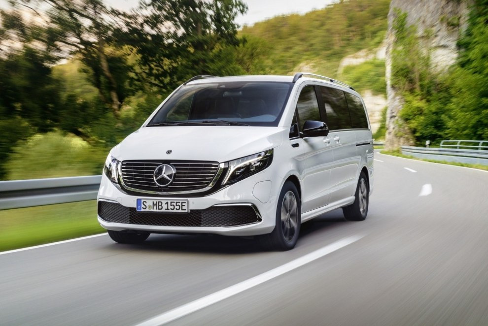 Test električnega enoprostorca Mercedes-Benz EQV 300