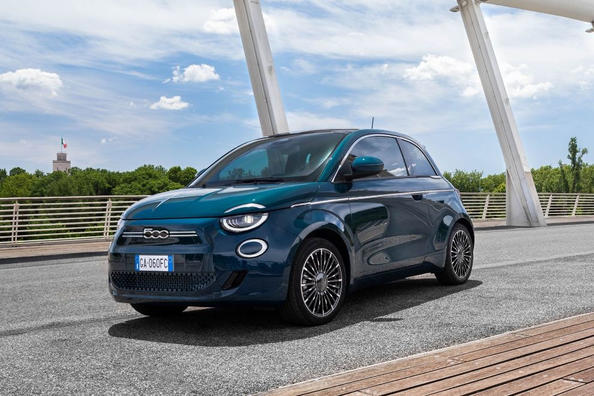 Test električnega subkompaktnega kombilimuzinskega Fiat 500e