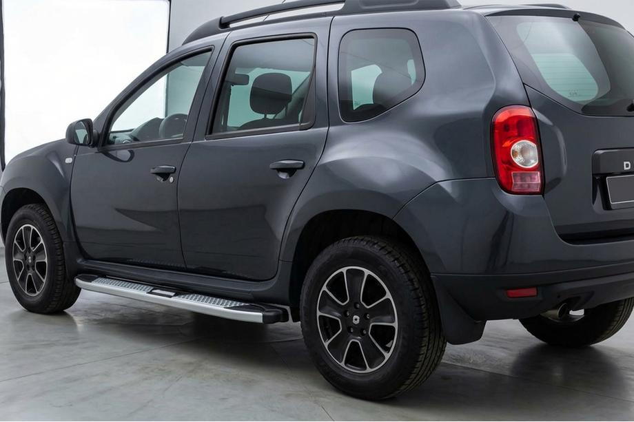 Dacia Duster 2008–2018 Mevsim Grey bočne stopnice (2 kos, aluminij) Fotografija 1