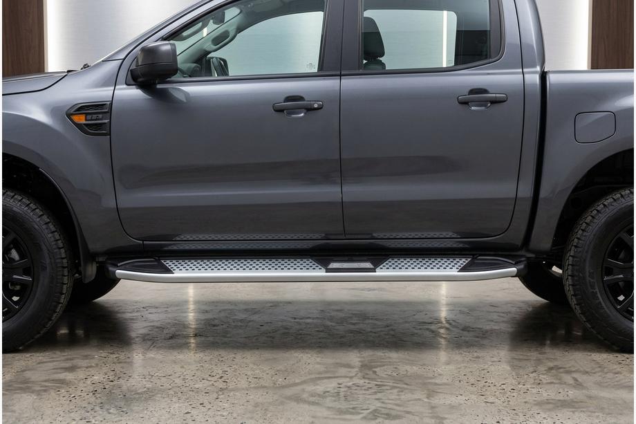 Ford Ranger 2007–2011 Mevsim Grey bočne stopnice (2 kos, aluminij) Image