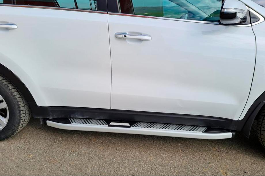 Kia Sportage 2015–2021 Mevsim Grey bočne stopnice (2 kos, aluminij) Image