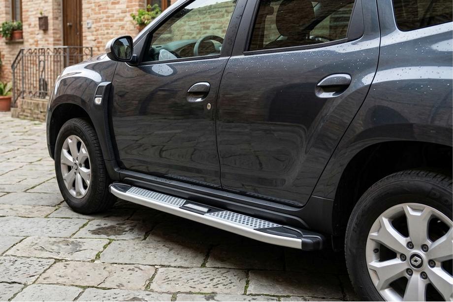 Renault Duster 2018–2024 Mevsim Grey bočne stopnice (2 kos, aluminij) Image