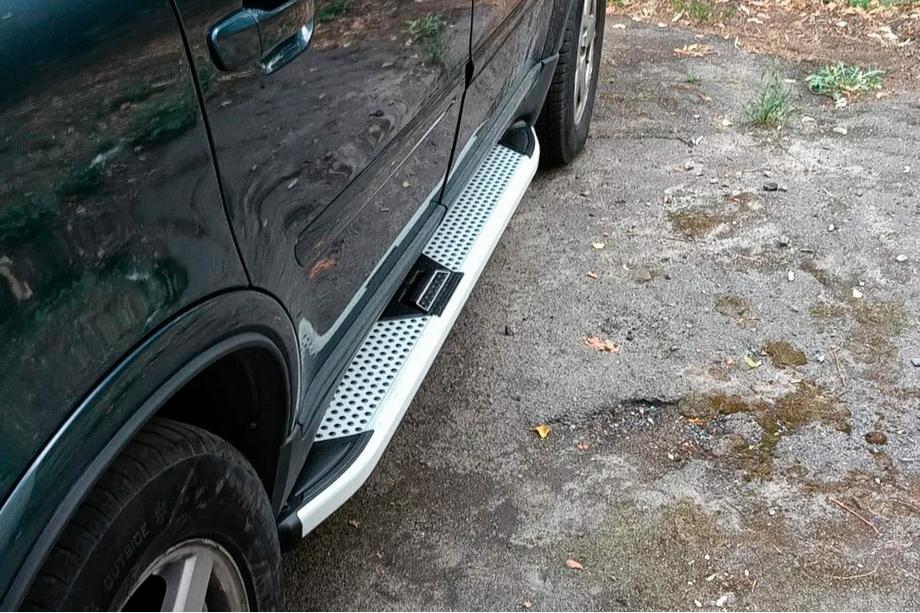 Volvo XC90 2002–2014 Mevsim Grey bočne stopnice (2 kos, aluminij) Image
