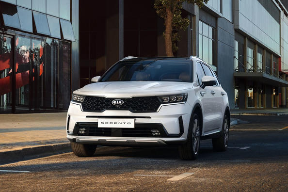 Pregled crossoverja KIA Sorento četrte generacije