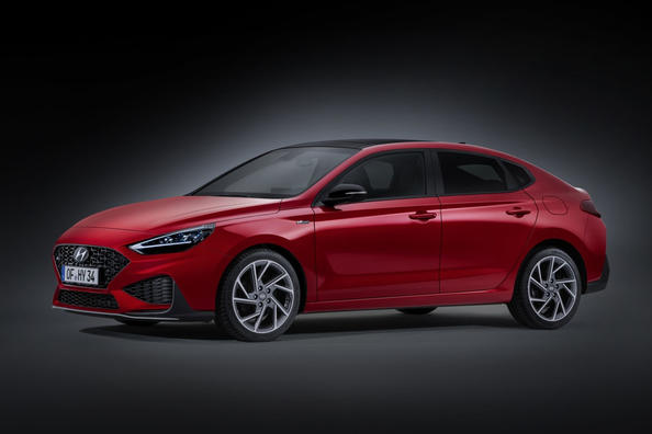 Test prenovljenega liftbacka Hyundai i30 Fastback