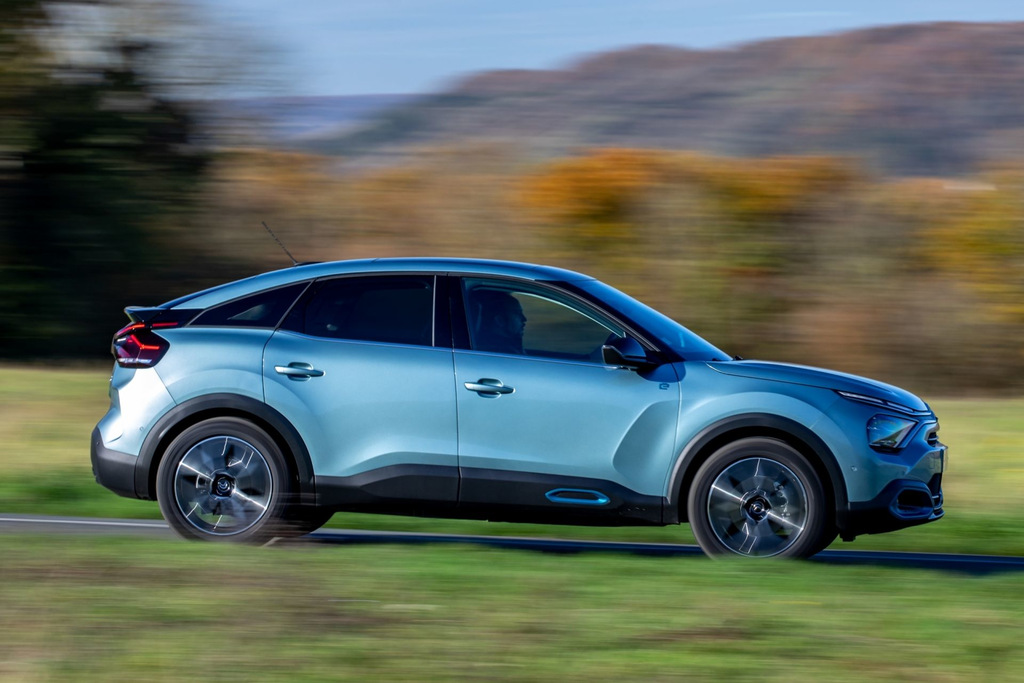 Test električnega kombilimuzinskega modela Citroen e-С4