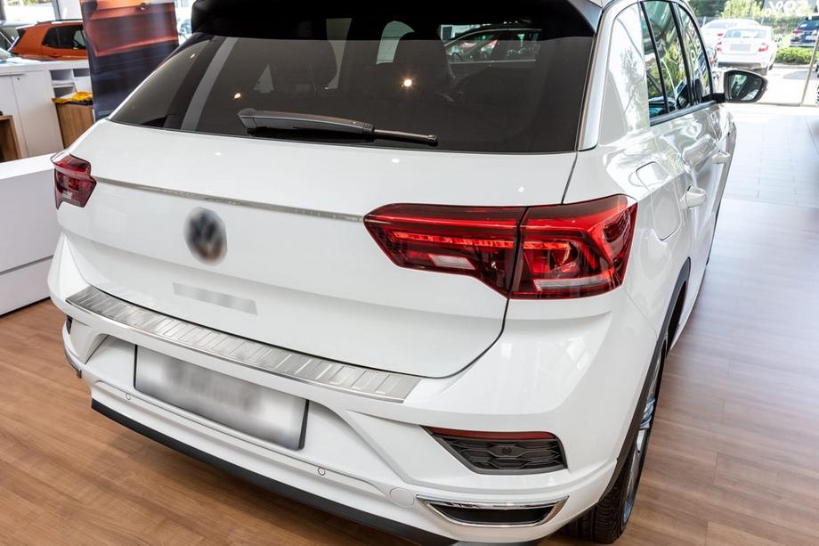 Volkswagen T-Roc 2017–2025 Zaščitna letev zadnjega odbijača Carmos (nerjavno jeklo) Image