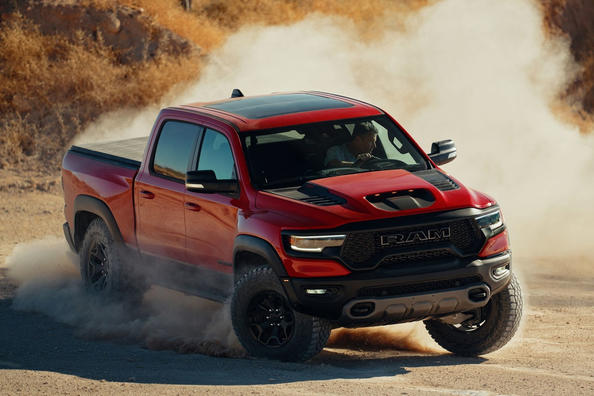 Test 712-konjskega pickupa Ram 1500 TRX
