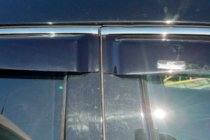 Hyundai Santa Fe 4 2018–2023 Vetrni deflektorji oken s kromirano letvijo (4 kosi, HIC) fotografija 3