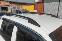 Volkswagen Amarok 2010–2022 Strešne sani OmsaLine Sport (2 kosa, črne) fotografija 1