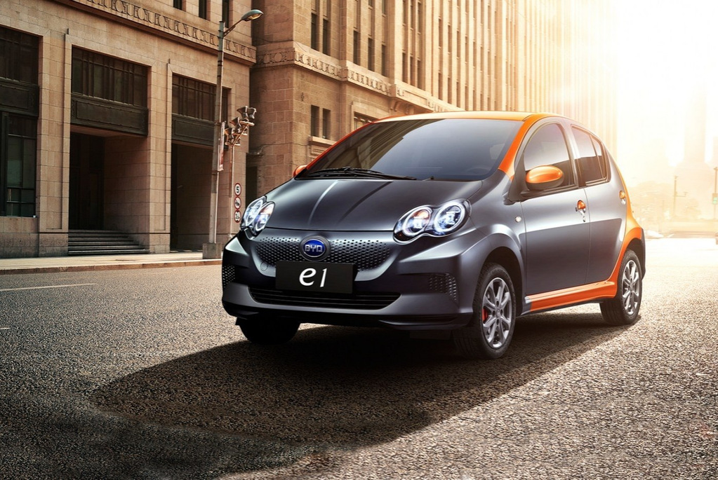 Pregled kompaktnega električnega hatchbacka BYD e1
