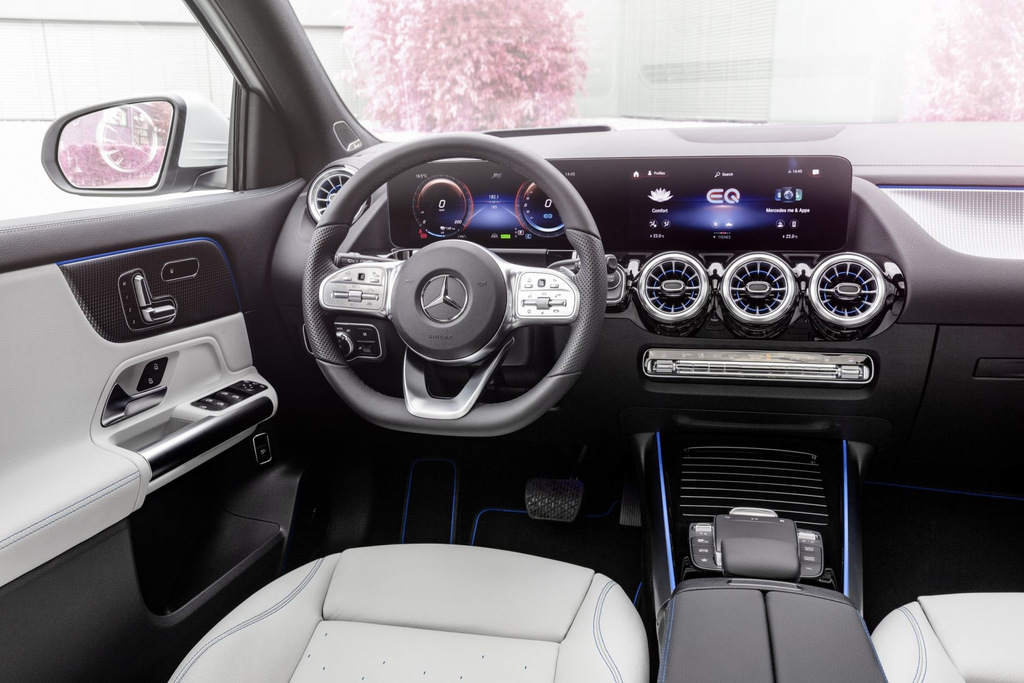 Kompaktni električni crossover Mercedes-Benz EQA