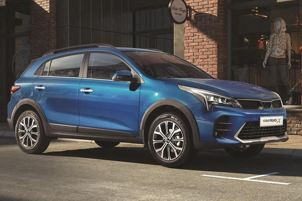 KIA Rio X: kombilimuzina z večjo oddaljenostjo od tal