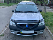 Dacia Logan I 2005–2008 Deflektor pokrova motorja (EuroCap) fotografija 1