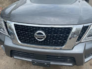 Nissan Armada 2016–2024 Pokrov motorja (rabljen, v idealnem stanju, letnik 2019) fotografija 3