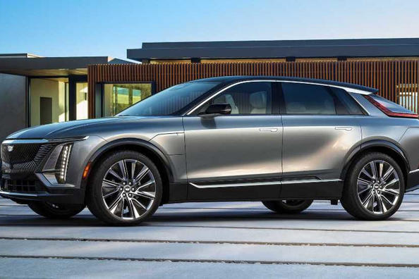 Crossover Cadillac Lyriq – prvi serijski električni avtomobil ameriške znamke