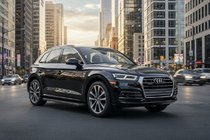 Audi Q5 2017–2025 Bočne stopnice Allmond Black (2 kosa, aluminij) fotografija 1