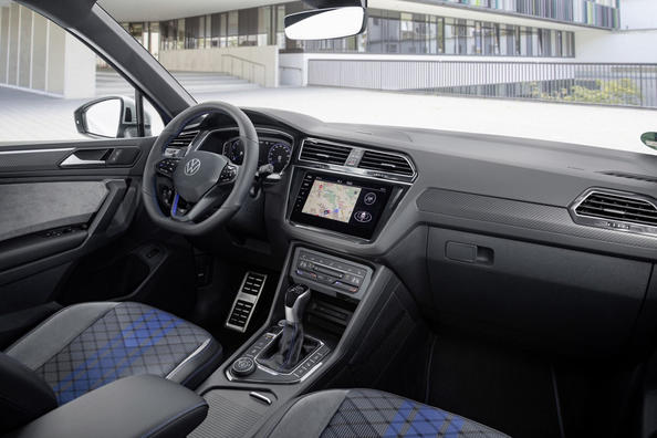 Test zmogljive različice Volkswagen Tiguan R Fotografija 8