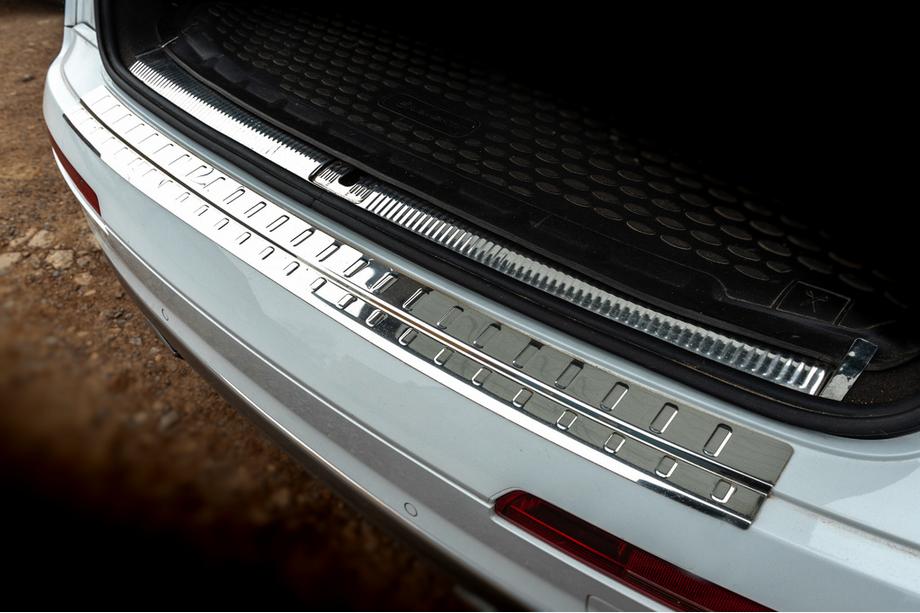 Audi Q7 2015–2026 Zaščitna letev zadnjega odbijača Carmos (nerjavno jeklo) Image