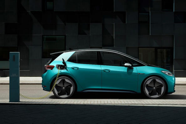 Test električnega hatchbacka s pogonom na zadnja kolesa Volkswagen ID.3