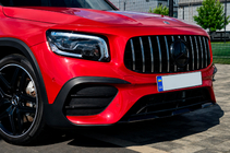 Mercedes GLB X247 2019– Sprednja maska Panamericana GT (za AMG-Line 2019-2023) Z mestom za kamero fotografija 4