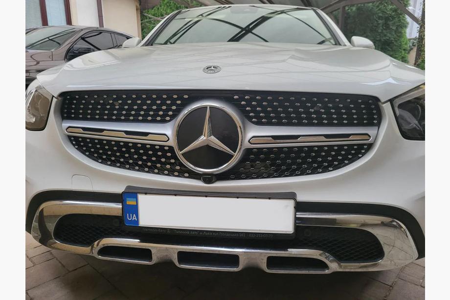 Mercedes GLC X253 2015–2022 Sprednja maska Diamond Silver (za Base 2019-2022) Image