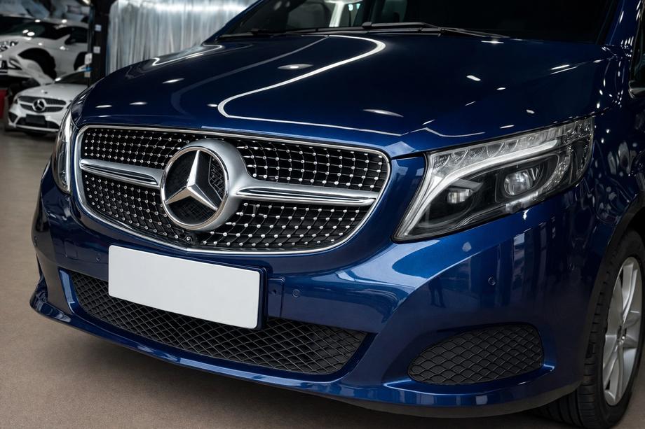 Mercedes Vito/V-razred W447 2014– Sprednja maska Diamond (2019-2023 za V-class) Image