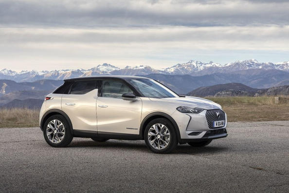 Električna različica mestnega križanca DS 3 Crossback E-Tense