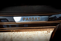Volkswagen Passat B7 2012–2015 Pragovne letve Carmos V1 (4 kos, nerjavno jeklo) fotografija 4