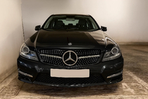 Mercedes razred C W204 2007–2015 Sprednja maska hladilnika Diamond Silver fotografija 3