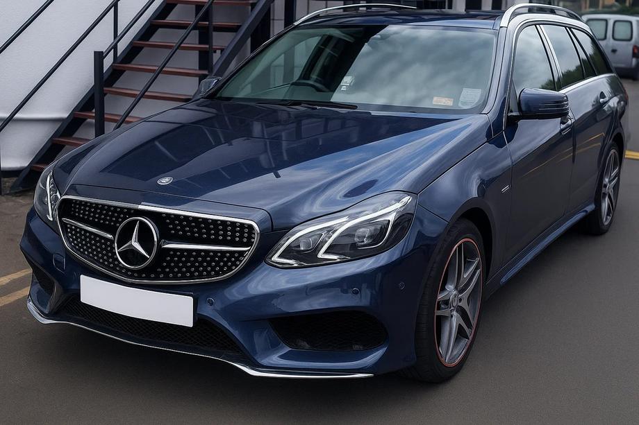 Mercedes E-class W212 2009–2016 Sprednja maska hladilnika Diamond Silver (za Avantgarde in AMG-Line, 2013-2016) Fotografija 1