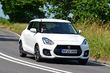 Test vročega kombilimuzinskega športnika Suzuki Swift Sport fotografija 6