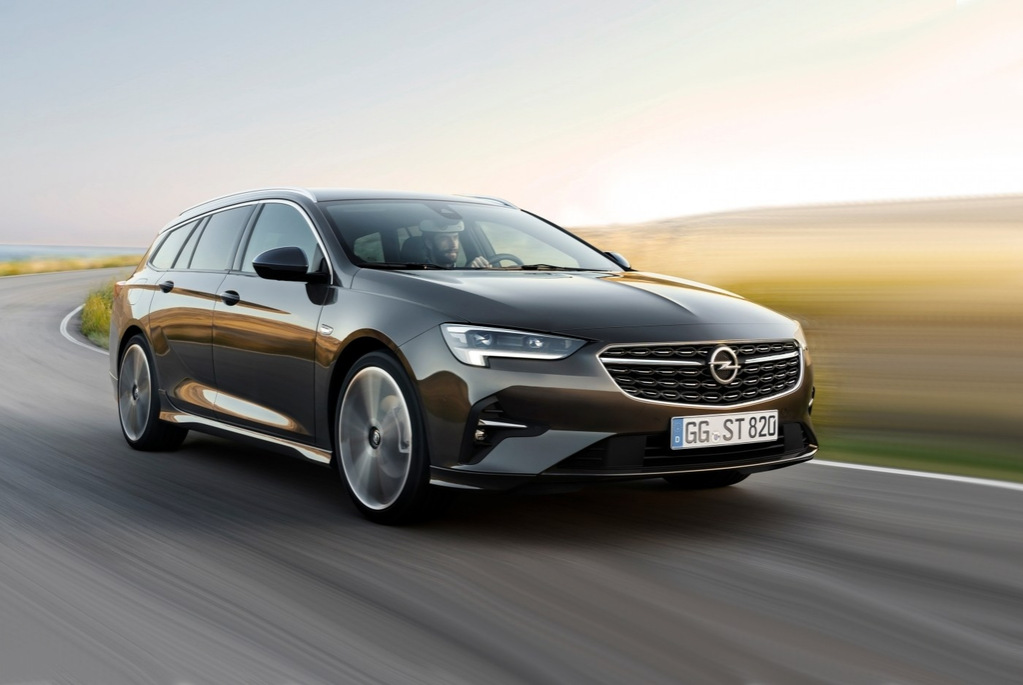 Pregled posodobljenega karavana Opel Insignia Sports Tourer
