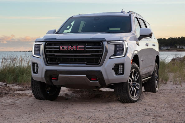 Pregled velikega 8-sedežnega SUV-ja GMC Yukon