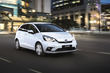 Četrta generacija kompaktnega kombilimuzinskega modela Honda Jazz fotografija 1