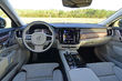 Prenovljena limuzina Volvo S90 fotografija 7