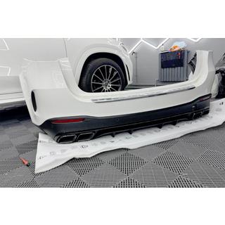 Zadnji difuzor z izpušnimi nastavki GLE63 Black (2018-2026) fotografija 3