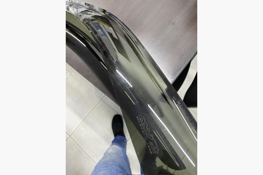 Hyundai H300, H1, Starex 2008–2020 RAZPRODAJA! Vetrni deflektorji za stekla (2 kosa, ANV) Fotografija 3