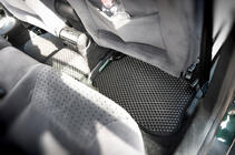 Volkswagen Golf 4 1997–2006 EVA avtomobilske preproge (črne) fotografija 5