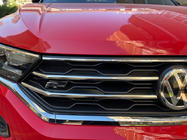 Volkswagen T-Roc 2017–2025 Okrasne letvice za rešetko (4 kosi, nerjaveče jeklo) fotografija 4