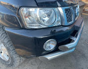 Nissan Patrol Y61 1997–2011 Sprednji odbijač kompleten rabljen (2004-2008) fotografija 5